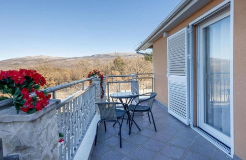 Muc Villa | A Stunning Countryside Villa near SPLIT