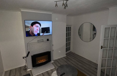Kidbrooke with Hornfair House | a two Bedroom Cosy Hideaway Based in Greenwich