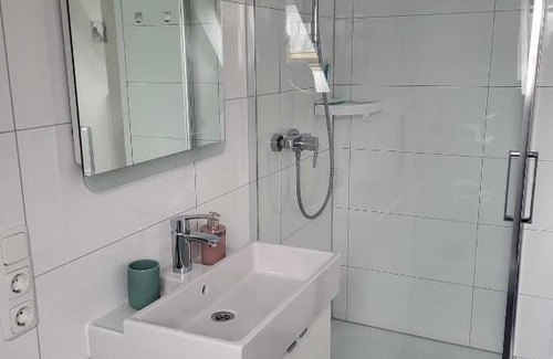 Laar Apartment | A&V Apartments Gemütliche Rheinblick Wohnung Apt Daisy
