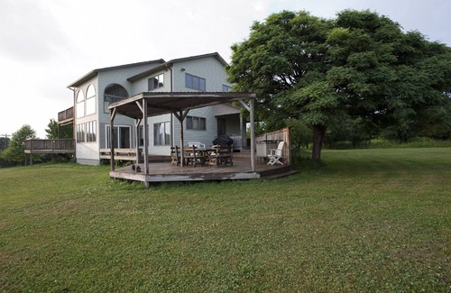 Town of Ledyard House | A Vacation Rental In The Heart Of The Finger Lakes