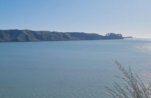 Taharoa House | A view you'll fall in love with