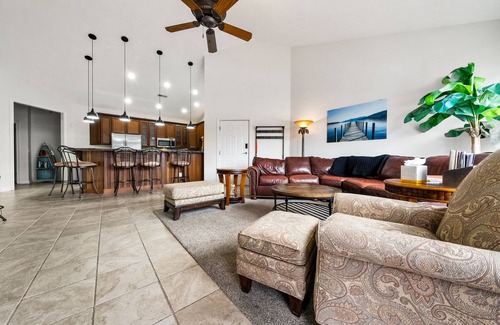 Andersonville Condo | A waterfront retreat at Makin' Memories Lake House
