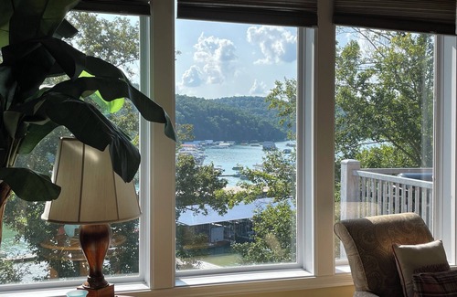 Andersonville Condo | A waterfront retreat at Makin' Memories Lake House