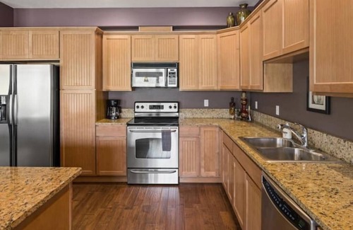 Quincy House | A01 Golf Course Riverviews Sunserra