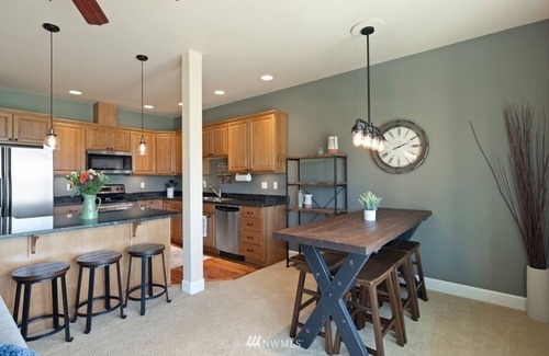 Quincy House | A03-Livin' Life on the Golf Course Sunserra