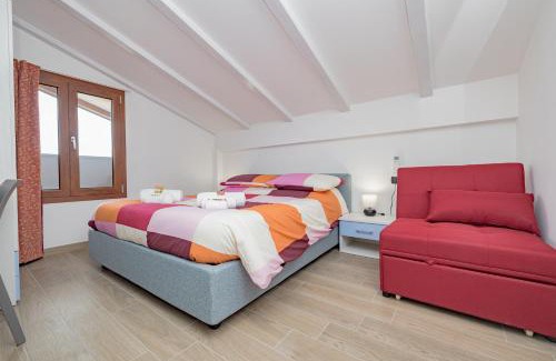 Cesate Apartment | A10 Arcobaleno AMPIO MONOLOCALE Rho-Fiera -Como lago - MXP