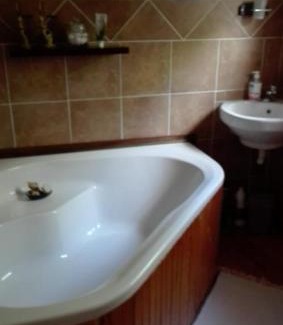 Wavecrest House | A1Bay View Guest House Cottage & Apartment SEA FACING