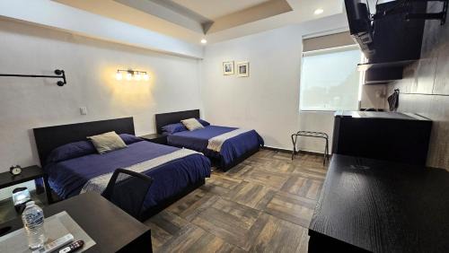 Cuautitlan Izcalli Apartment | A29 SUITE BLACK MAX para 1 a 4 personas, ESPECIALISTAS CORTAS, MEDIANAS, LARGAS ESTANCIAS, en IZCALLI TEPOTZOTLAN perfecto para Familias, Turistas, Contratistas, Estudiantes, Empresas A sólo 5 min Izcalli 5 min Esmeralda 20 min Satélite 25 min AIFA