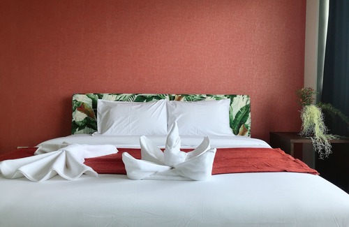 Pak Nam Pran Apartment | A2E - Ibiza Khao Tao Hua Hin
