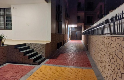 Noida House | Aanandam Villa