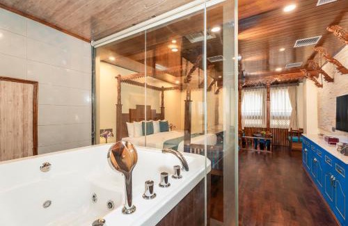 Thamel Hotel | Aarya Hotel and Spa - Eternal Heritage