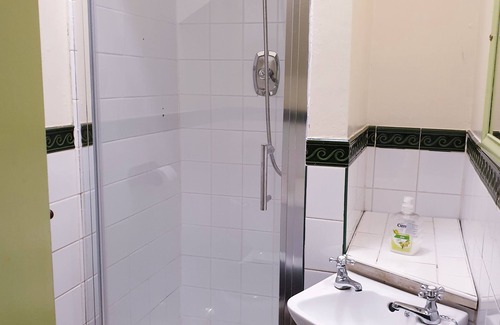 Acocks Green Hotel | Ababeel Restaurant & Hotel
