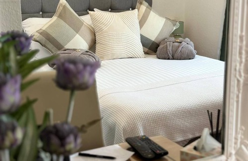 Penrith Bed & Breakfast | Abbey House Bed and Breakfast