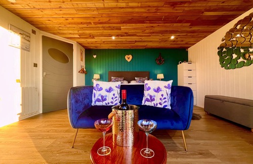 Aberaeron Cabin | Aberaeron Pods Luxury Accommodation