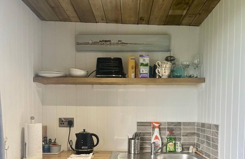 Aberaeron Cabin | Aberaeron Pods Luxury Accommodation