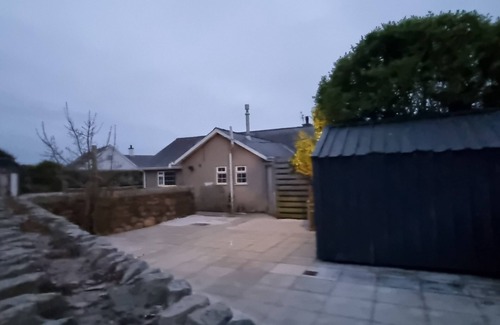Bwlchtocyn House | Abersoch house sleeps 14 with hot tub, large garden and dog friendly
