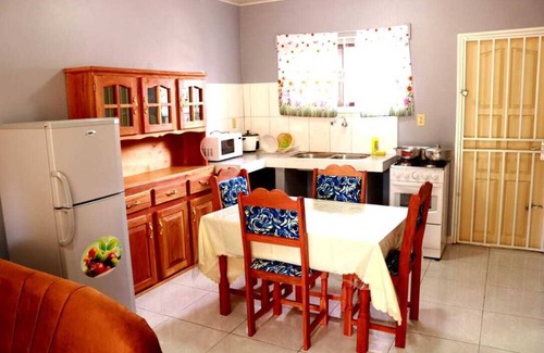 Kwatta House | Abidager 5 Great for groups and families