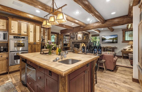 Warm Springs House | Abode at Silvertip | Sweeping Estate with 4 Cabins