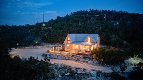 New Braunfels House | Above All Luxury Lodge