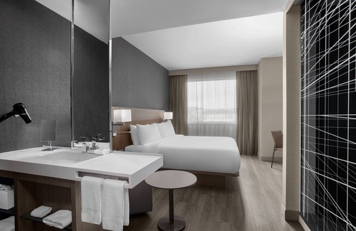 Canonsburg Hotel | AC Hotel Pittsburgh Southpointe