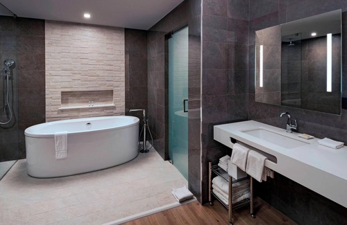 Escazu Hotel | AC Hotel San Jose Escazu
