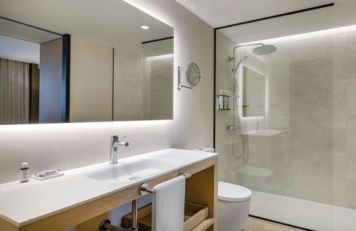 Les Corts Hotel | AC Hotel Victoria Suites by Marriott