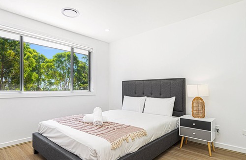 Acacia Gardens House | Acacia Garden 4Br House with Park View & Shopping