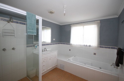 Jindabyne Hotel | Acacia Snowy Motel