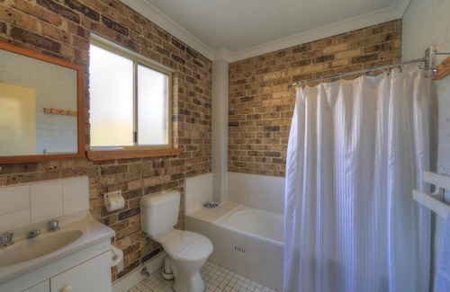 Jindabyne Hotel | Acacia Snowy Motel