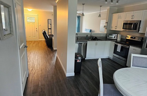 Trenton Condo | Acadia Villas! 6B Lexi: A private neighborhood in woods.