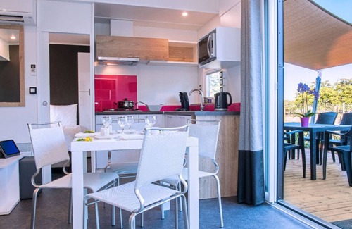 Les Cabanes de Fleury House | Accès direct plage | Camping 4* + Parc aquatique