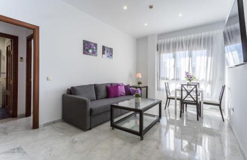 Bormujos Apartment | Acceso Sevilla Piscina Moderno Parking Gratis