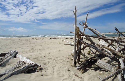 Waldport Apartment | Access to the Best Beach on the Beautiful Central Oregon Coast!