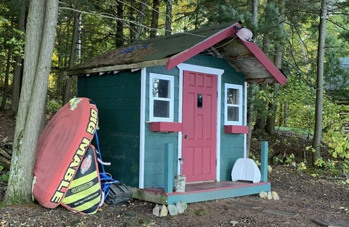 Eagle Lake Cottage | Accessible private spacious lakefront playhouse