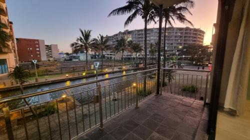 Durban Point Apartment | Accommodation Front - Homely 6 Sleeper with Canal Views near the Beach