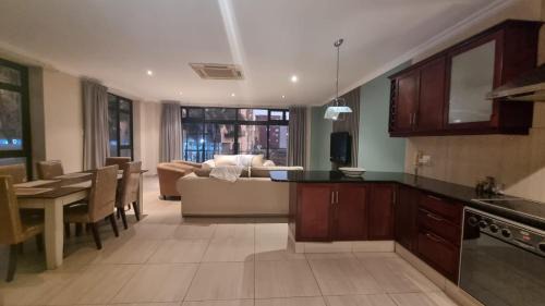 Durban Point Apartment | Accommodation Front - Homely 6 Sleeper with Canal Views near the Beach