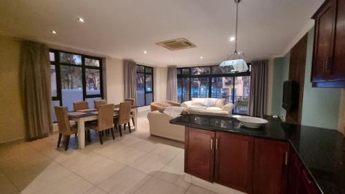 Durban Point Apartment | Accommodation Front - Homely 6 Sleeper with Canal Views near the Beach