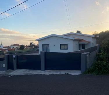 Gaula House | Achada de Gaula House