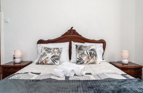 Lombo do Doutor Apartment | Achada House