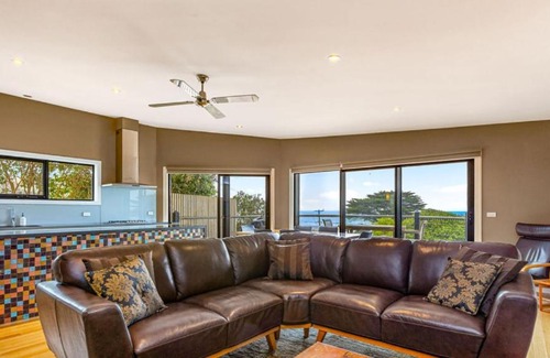 Apollo Bay House | Achilles