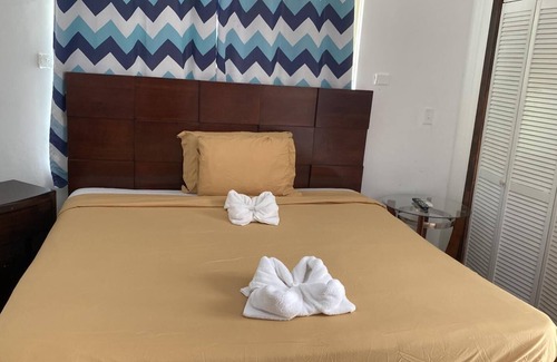 Nassau Apartment | Acklins Island Villa 10 mins from the Airport, On the Beach