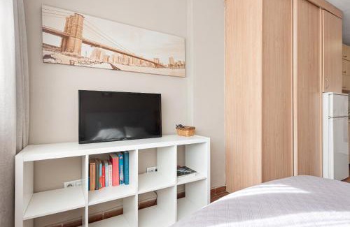 Pedregalejo Playa Apartment | Acogedor estudio en Pedregalejo junto al mar