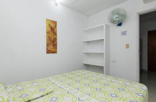 San Antero Apartment | Acogedora cabaña cerca al mar con hamaca