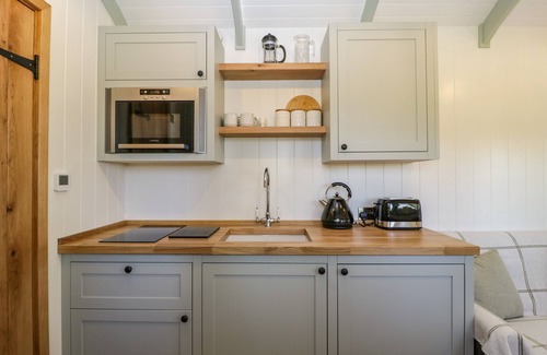 Weston-super-Mare Cottage | Acorn