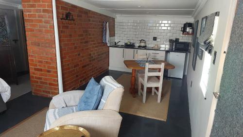 Underberg Apartment | Acorns and Quackers Self Catering