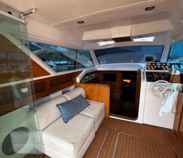 Centro Boat Rental | Acqua Lanchas