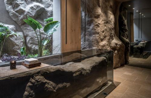 Mononaftis Hotel | Acro Suites - A Wellbeing Resort