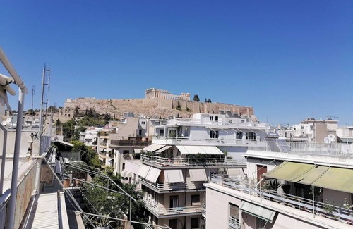 Anafiotika Apartment | Acropolis View Charming Loft