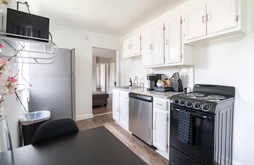 Arena District House | Across Goodale Park | Short North | Convention Center | Near OSU | Private Off Street Parking