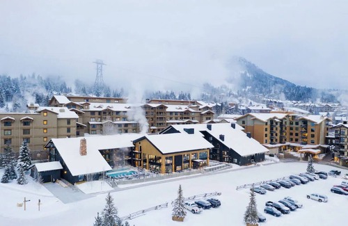 Teton Village Hotel | Active Getaway Lodge w/Premier Mountain Access & Hot Tub Relaxation
